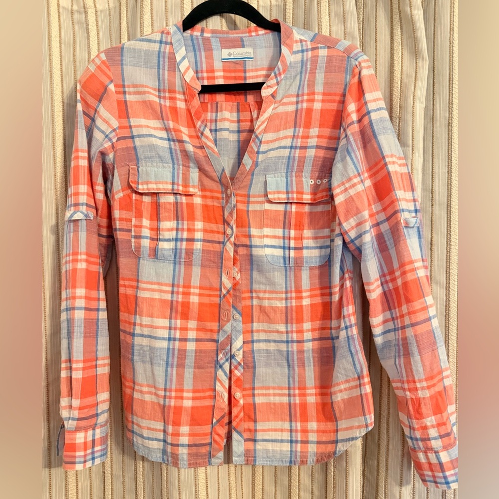 COLUMBIA PFG Peach and Blue Plaid Shirt. Performance Fishing Gear. Long sleeve.